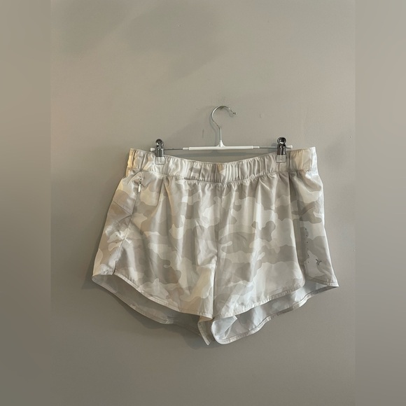Old Navy Pants - Old Navy Tan and White Camo Athletic Shorts